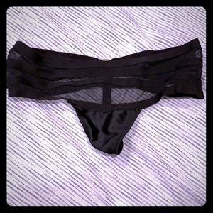 EUC Victoria’s Secret mesh metal thong so sexy
